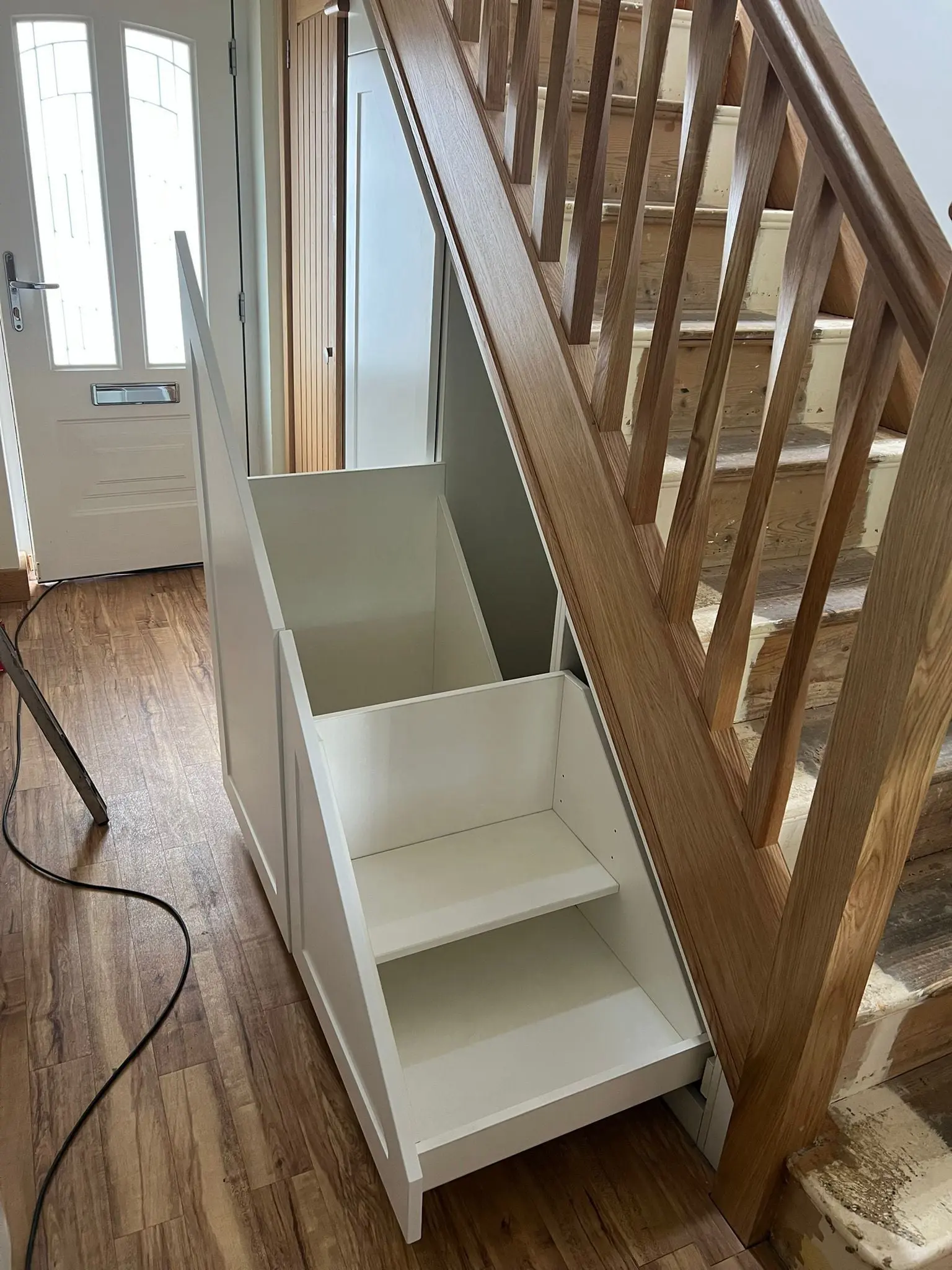 custome-under-stairs-storage